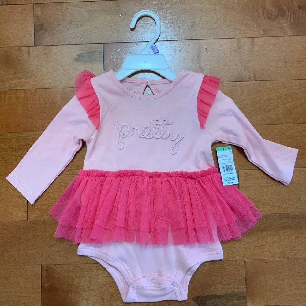🌲Tutu and ruffle onesie with “Pretty” embroidery